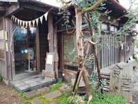 鎌倉・大町町の「食堂 ぺいす 」