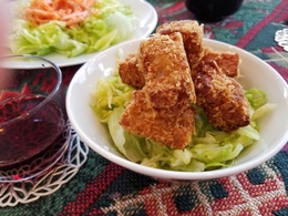 お酒と料理とおしゃべりを楽しむ☆スナック天女